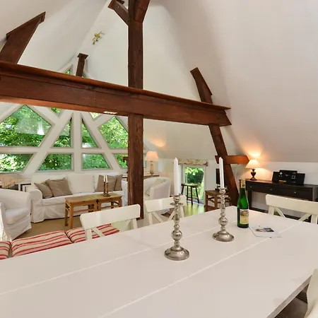 Alte Wassermuehle - Schloss